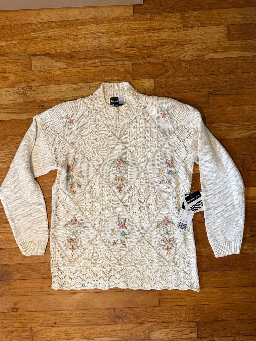 VTG Beldon Popper Beaded Embroidered Cream Embroidered Womens Sweater